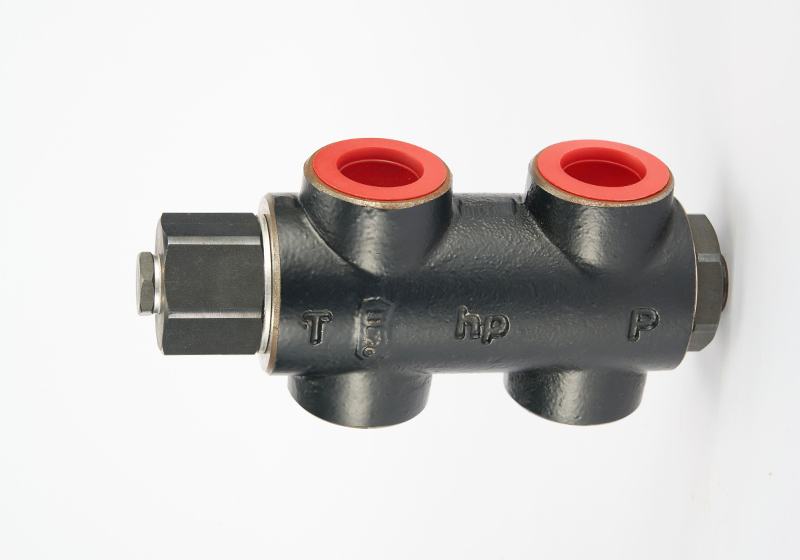 blok regulačného ventilu-13